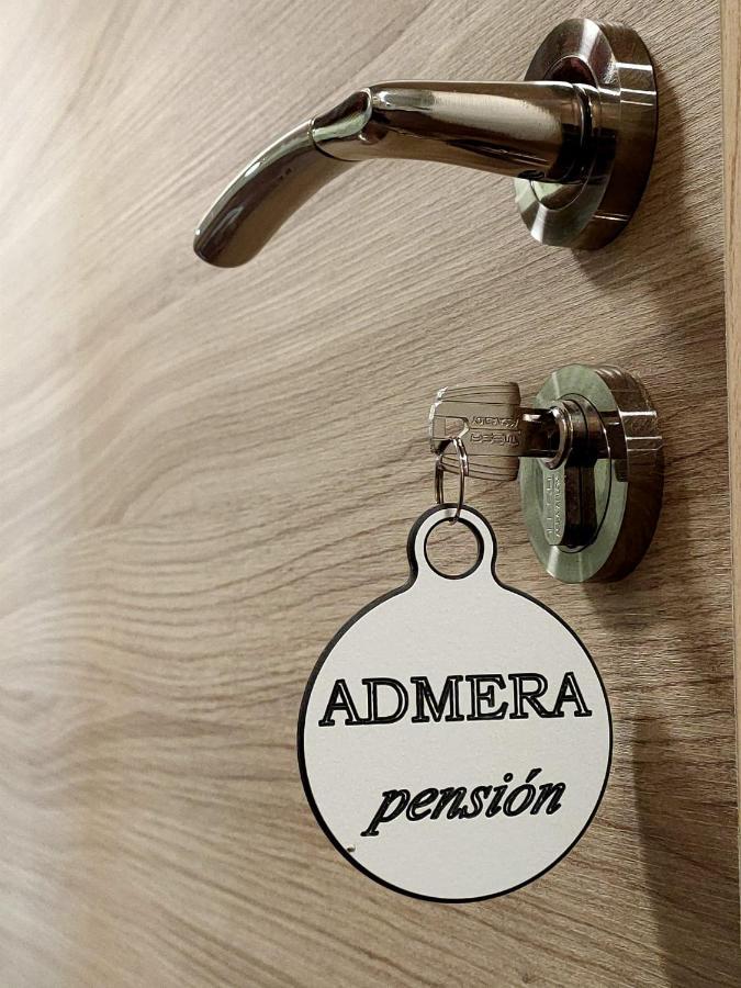 Pension Boutique Admera Сантьяго-де-Компостела Экстерьер фото