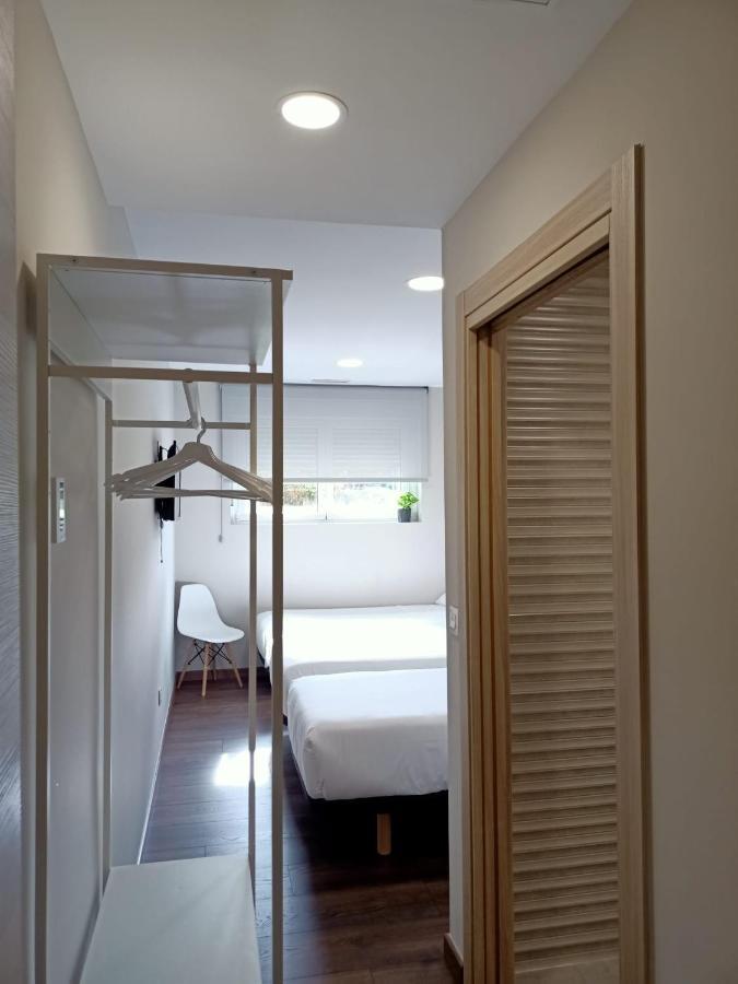 Pension Boutique Admera Сантьяго-де-Компостела Экстерьер фото